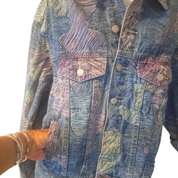 Signatures 8 printed denim jean jacket size S NWT - Picture 6 of 8